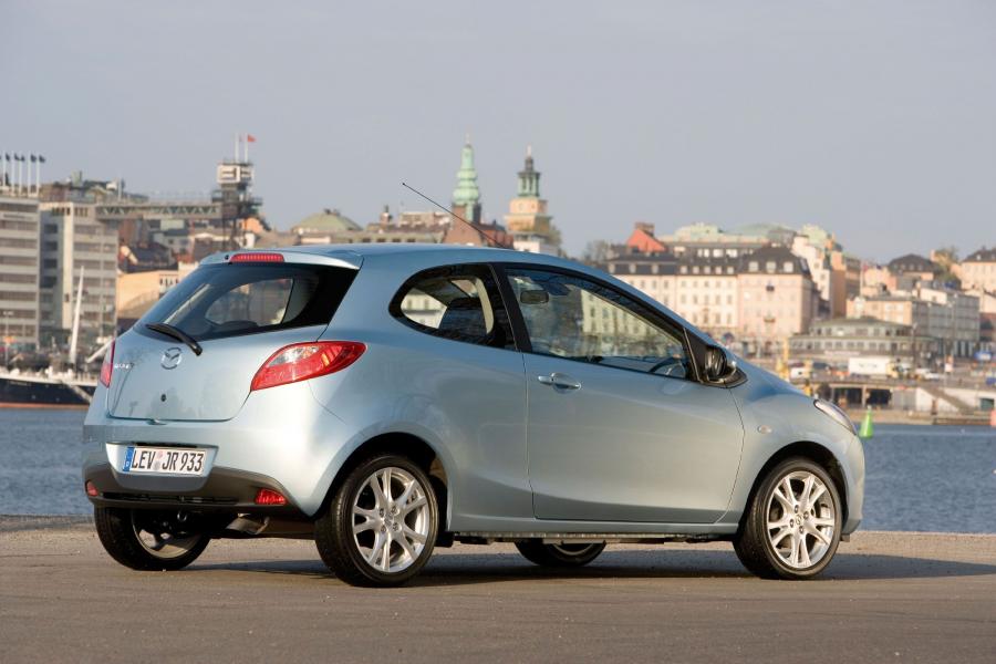  Mazda2 3-Door 2007 года  (фото 56 из 96)